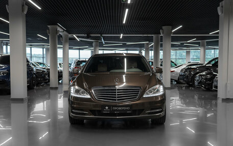 Mercedes-Benz S-Класс, 2010 год, 2 500 000 рублей, 3 фотография