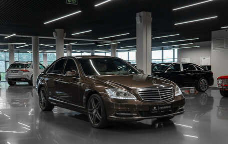 Mercedes-Benz S-Класс, 2010 год, 2 500 000 рублей, 2 фотография