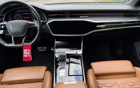 Audi RS 6, 2021 год, 8 500 000 рублей, 15 фотография