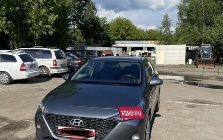 Hyundai Solaris II рестайлинг, 2021 год, 1 600 000 рублей, 7 фотография