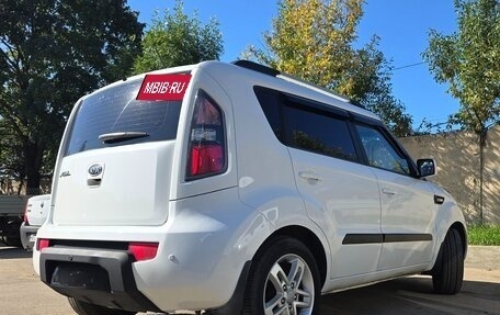 KIA Soul I рестайлинг, 2011 год, 900 000 рублей, 2 фотография