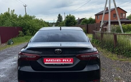 Toyota Camry, 2023 год, 3 450 000 рублей, 5 фотография