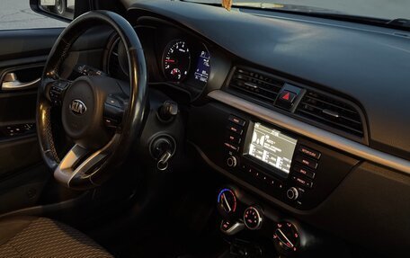 KIA Rio IV, 2017 год, 1 095 000 рублей, 15 фотография