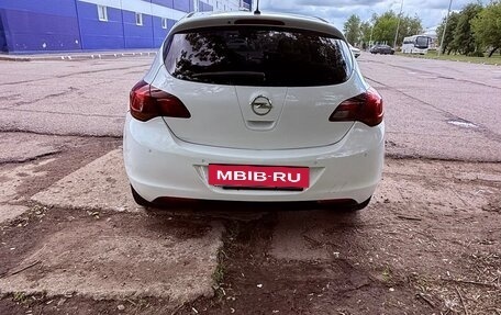 Opel Astra J, 2012 год, 650 000 рублей, 18 фотография