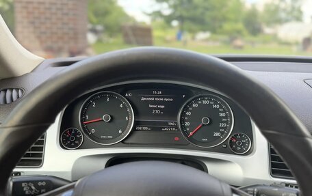 Volkswagen Touareg III, 2012 год, 2 750 000 рублей, 19 фотография