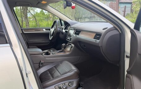 Volkswagen Touareg III, 2012 год, 2 750 000 рублей, 25 фотография
