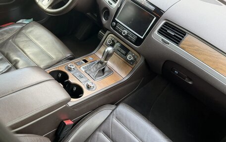 Volkswagen Touareg III, 2012 год, 2 750 000 рублей, 26 фотография