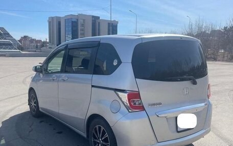 Honda Freed II, 2016 год, 1 000 000 рублей, 5 фотография