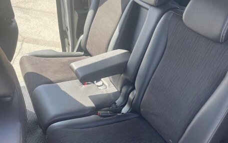 Honda Freed II, 2016 год, 1 000 000 рублей, 11 фотография