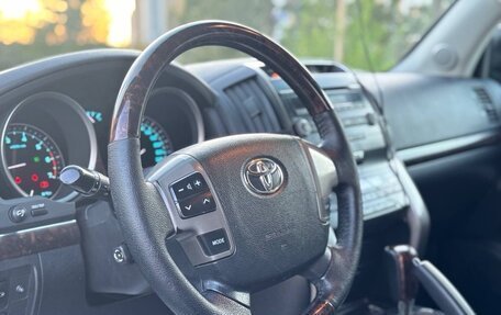 Toyota Land Cruiser 200, 2008 год, 3 190 000 рублей, 35 фотография