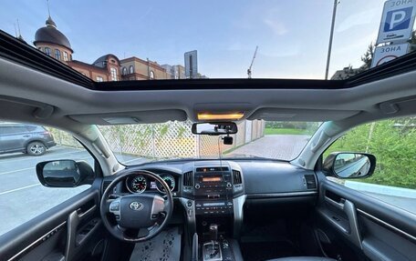Toyota Land Cruiser 200, 2008 год, 3 190 000 рублей, 40 фотография