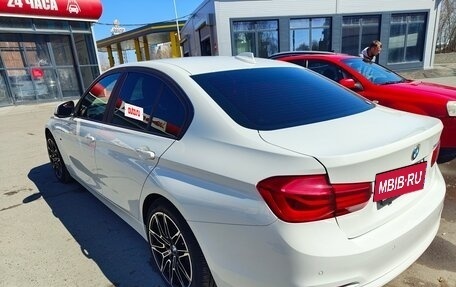 BMW 3 серия, 2017 год, 1 890 000 рублей, 6 фотография