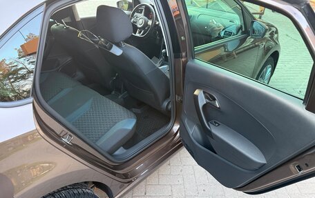 Volkswagen Polo VI (EU Market), 2019 год, 1 780 000 рублей, 2 фотография