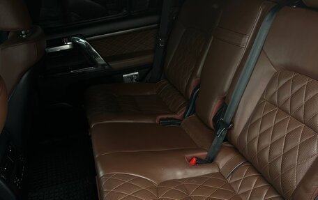 Toyota Land Cruiser 200, 2017 год, 6 500 000 рублей, 8 фотография