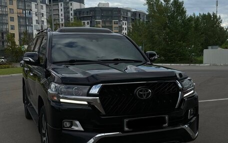 Toyota Land Cruiser 200, 2017 год, 6 500 000 рублей, 19 фотография