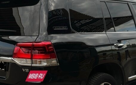 Toyota Land Cruiser 200, 2017 год, 6 500 000 рублей, 3 фотография