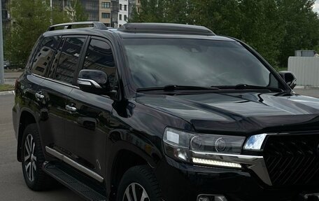 Toyota Land Cruiser 200, 2017 год, 6 500 000 рублей, 20 фотография
