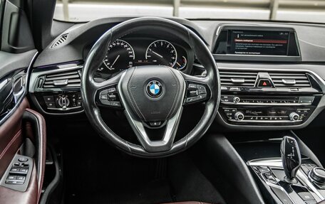 BMW 5 серия, 2017 год, 2 778 000 рублей, 14 фотография