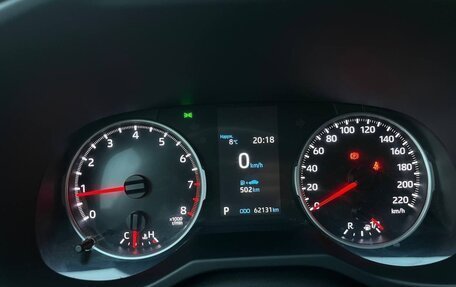 Toyota RAV4, 2020 год, 3 300 000 рублей, 11 фотография