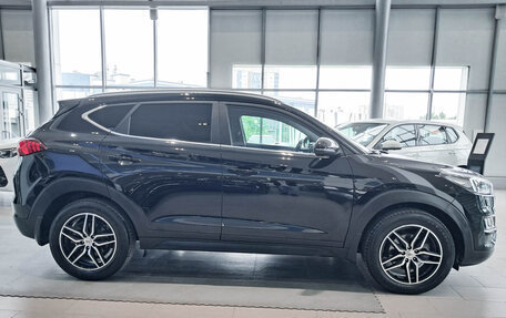 Hyundai Tucson III, 2019 год, 2 351 000 рублей, 4 фотография