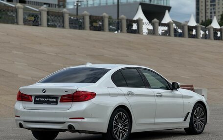 BMW 5 серия, 2018 год, 3 399 999 рублей, 2 фотография