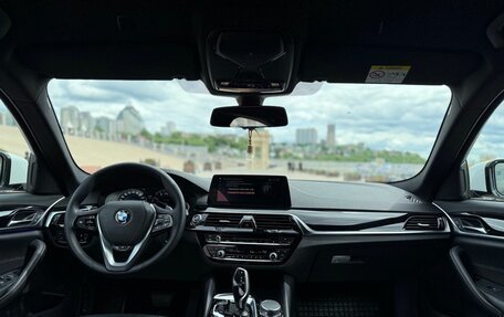 BMW 5 серия, 2018 год, 3 399 999 рублей, 28 фотография