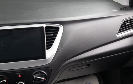 Hyundai Solaris II рестайлинг, 2019 год, 1 359 000 рублей, 13 фотография