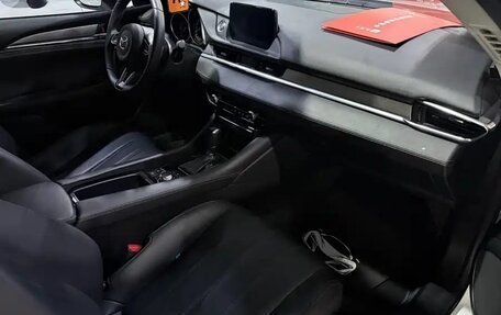 Mazda 6, 2022 год, 1 690 000 рублей, 13 фотография