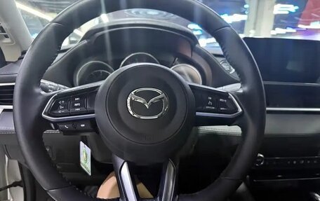 Mazda 6, 2022 год, 1 690 000 рублей, 9 фотография