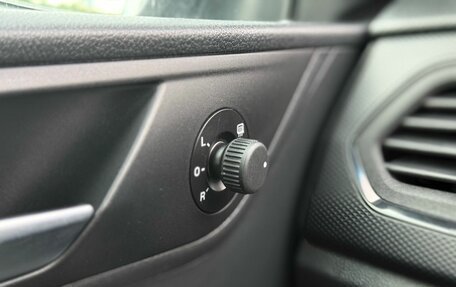 Volkswagen Polo VI (EU Market), 2020 год, 1 390 000 рублей, 22 фотография