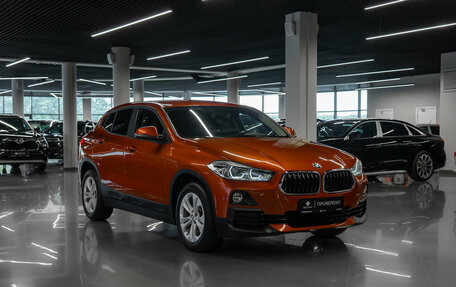 BMW X2, 2018 год, 2 530 000 рублей, 2 фотография