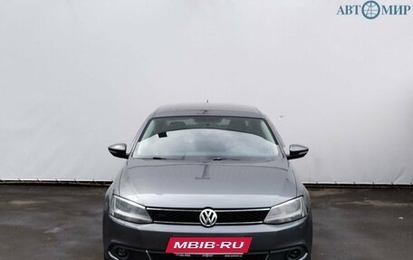 Volkswagen Jetta VI, 2013 год, 1 028 000 рублей, 2 фотография