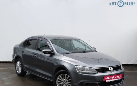 Volkswagen Jetta VI, 2013 год, 1 028 000 рублей, 3 фотография