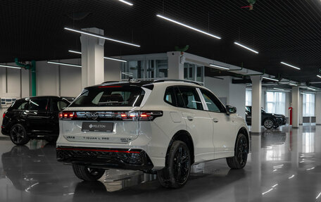 Volkswagen Tiguan, 2026 год, 4 700 000 рублей, 5 фотография