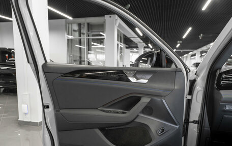 Volkswagen Tiguan, 2026 год, 4 700 000 рублей, 22 фотография