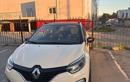 Renault Kaptur I рестайлинг, 2018 год, 1 300 000 рублей, 1 фотография