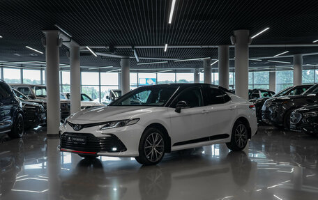 Toyota Camry, 2021 год, 3 280 000 рублей, 1 фотография