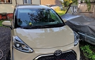 Toyota Sienta II, 2020 год, 1 550 000 рублей, 1 фотография