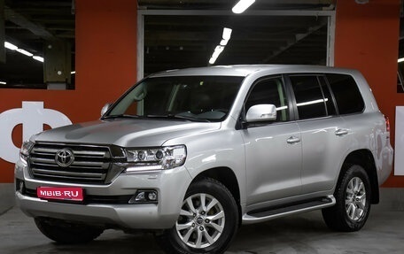 Toyota Land Cruiser 200, 2015 год, 5 347 000 рублей, 1 фотография
