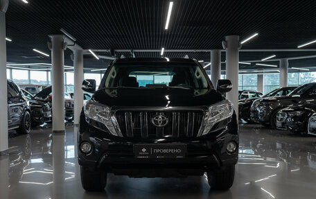 Toyota Land Cruiser Prado 150 рестайлинг 2, 2016 год, 3 800 000 рублей, 3 фотография