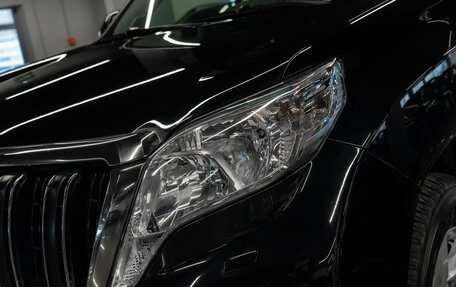 Toyota Land Cruiser Prado 150 рестайлинг 2, 2016 год, 3 800 000 рублей, 21 фотография