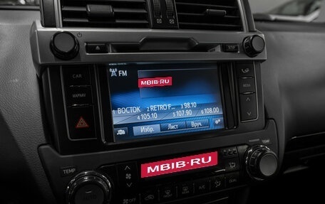 Toyota Land Cruiser Prado 150 рестайлинг 2, 2016 год, 3 800 000 рублей, 17 фотография