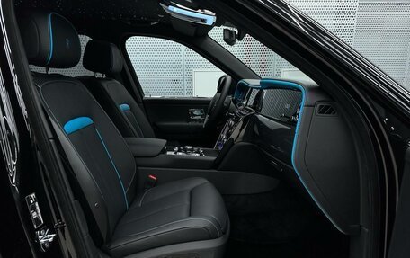 Rolls-Royce Cullinan, 2026 год, 73 800 000 рублей, 12 фотография