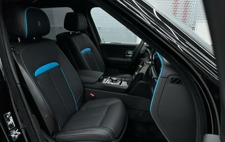Rolls-Royce Cullinan, 2026 год, 73 800 000 рублей, 13 фотография