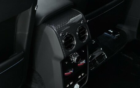 Rolls-Royce Cullinan, 2026 год, 73 800 000 рублей, 28 фотография