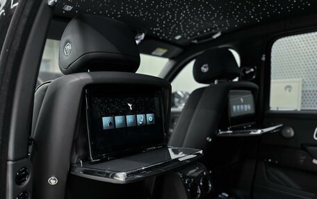 Rolls-Royce Cullinan, 2026 год, 73 800 000 рублей, 27 фотография