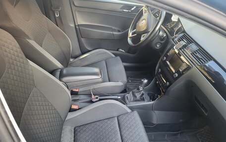 Skoda Rapid I, 2015 год, 850 000 рублей, 6 фотография