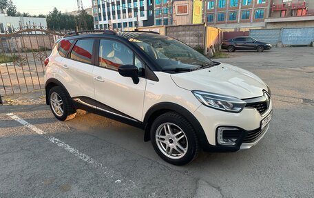 Renault Kaptur I рестайлинг, 2018 год, 1 300 000 рублей, 2 фотография