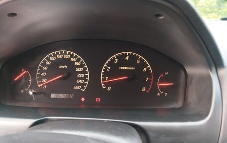 Mitsubishi Galant VIII, 2002 год, 650 000 рублей, 11 фотография