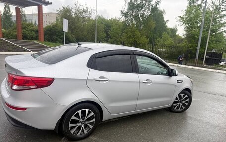 KIA Rio III рестайлинг, 2016 год, 1 100 000 рублей, 3 фотография